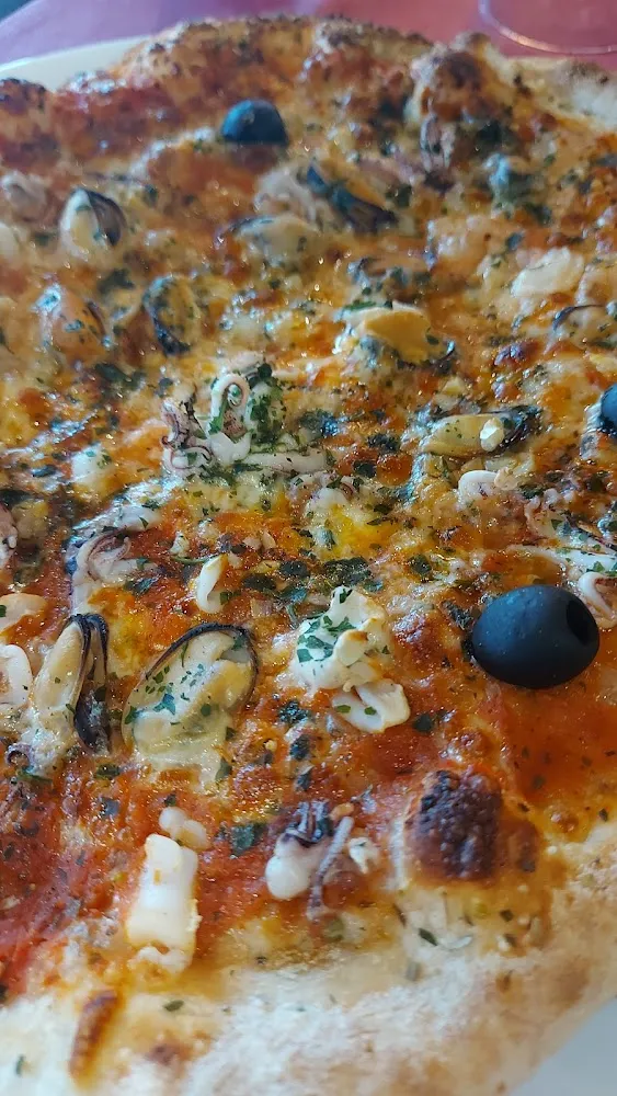 Pinsa Mehresfrüchte